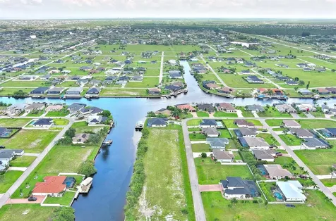 1228 NW 34th Avenue Cape Coral FL 33993