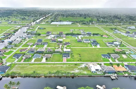 1228 NW 34th Avenue Cape Coral FL 33993