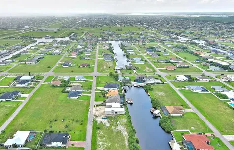1228 NW 34th Avenue Cape Coral FL 33993