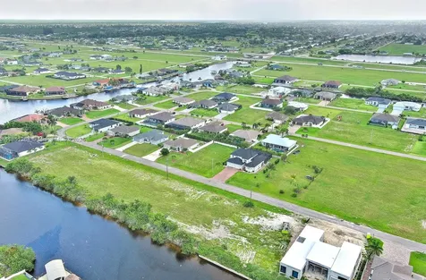1228 NW 34th Avenue Cape Coral FL 33993