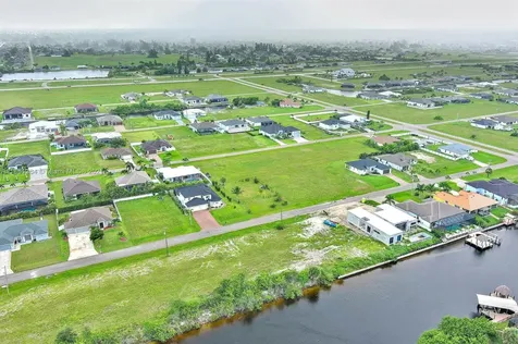 1228 NW 34th Avenue Cape Coral FL 33993