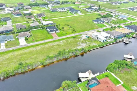 1228 NW 34th Avenue Cape Coral FL 33993