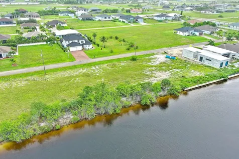 1228 NW 34th Avenue Cape Coral FL 33993