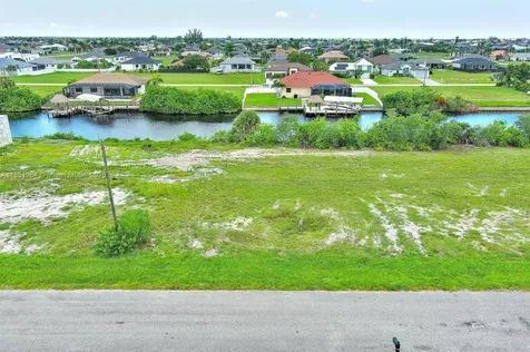 1228 NW 34th Avenue Cape Coral FL 33993