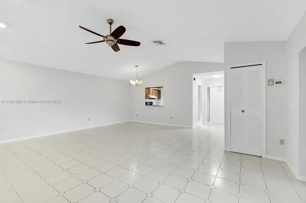 23393 Barlake Drive Boca Raton FL 33433