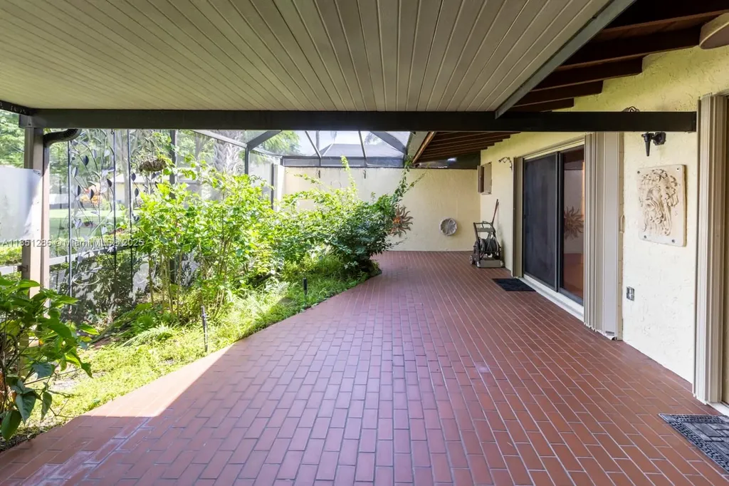 23393 Barlake Drive Boca Raton FL 33433