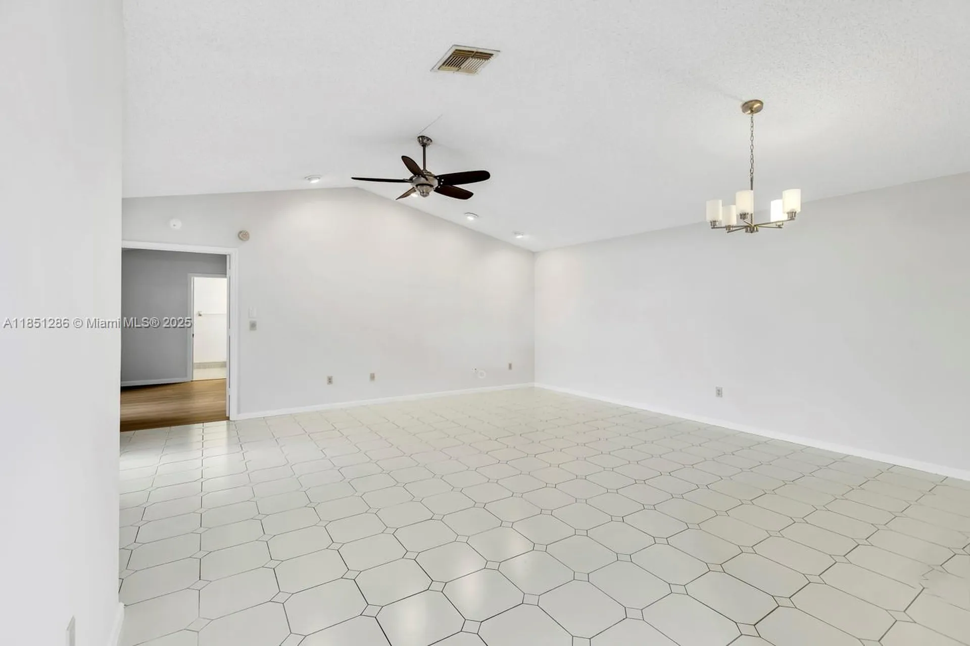 23393 Barlake Drive Boca Raton FL 33433