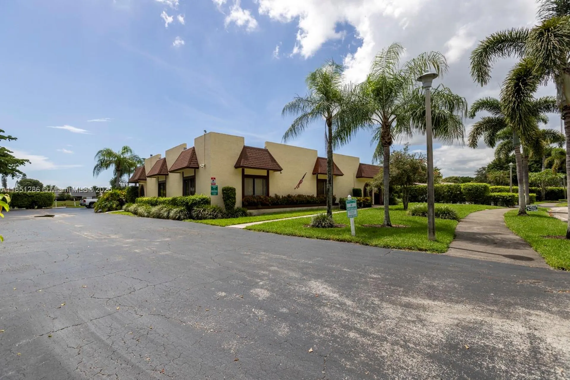 23393 Barlake Drive Boca Raton FL 33433