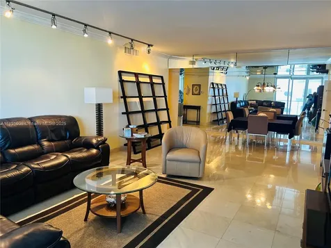 5825 Collins Avenue Miami Beach FL 33140