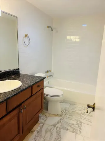 5825 Collins Avenue Miami Beach FL 33140