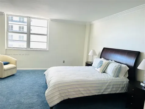 5825 Collins Avenue Miami Beach FL 33140