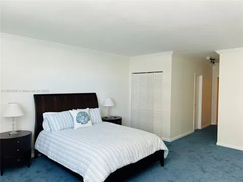 5825 Collins Avenue Miami Beach FL 33140