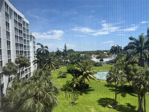 2731 NE 14th Street Causeway Pompano Beach FL 33062