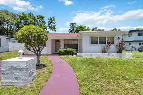 1545 NE 158th Street North Miami Beach FL 33162