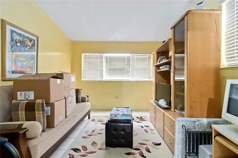 1545 NE 158th Street North Miami Beach FL 33162