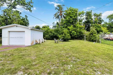 1545 NE 158th Street North Miami Beach FL 33162