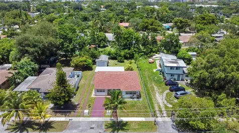 1545 NE 158th Street North Miami Beach FL 33162