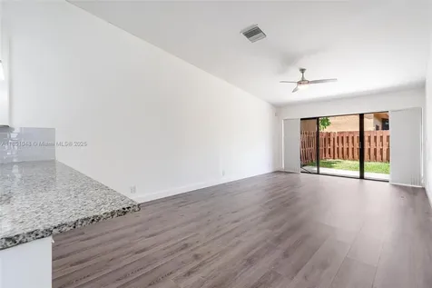 836 NW 79th Terrace Plantation FL 33324