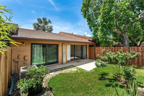 836 NW 79th Terrace Plantation FL 33324