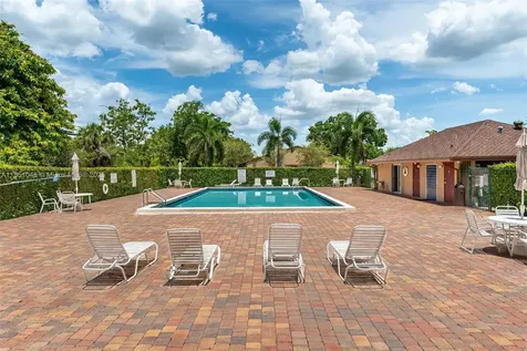 836 NW 79th Terrace Plantation FL 33324