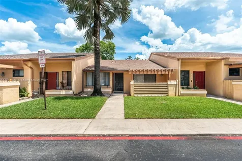 836 NW 79th Terrace Plantation FL 33324