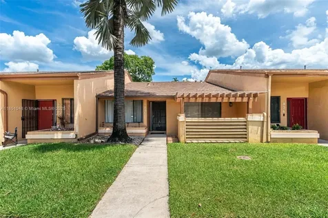 836 NW 79th Terrace Plantation FL 33324