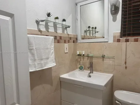 1721 SW 24th Terrace Miami FL 33145