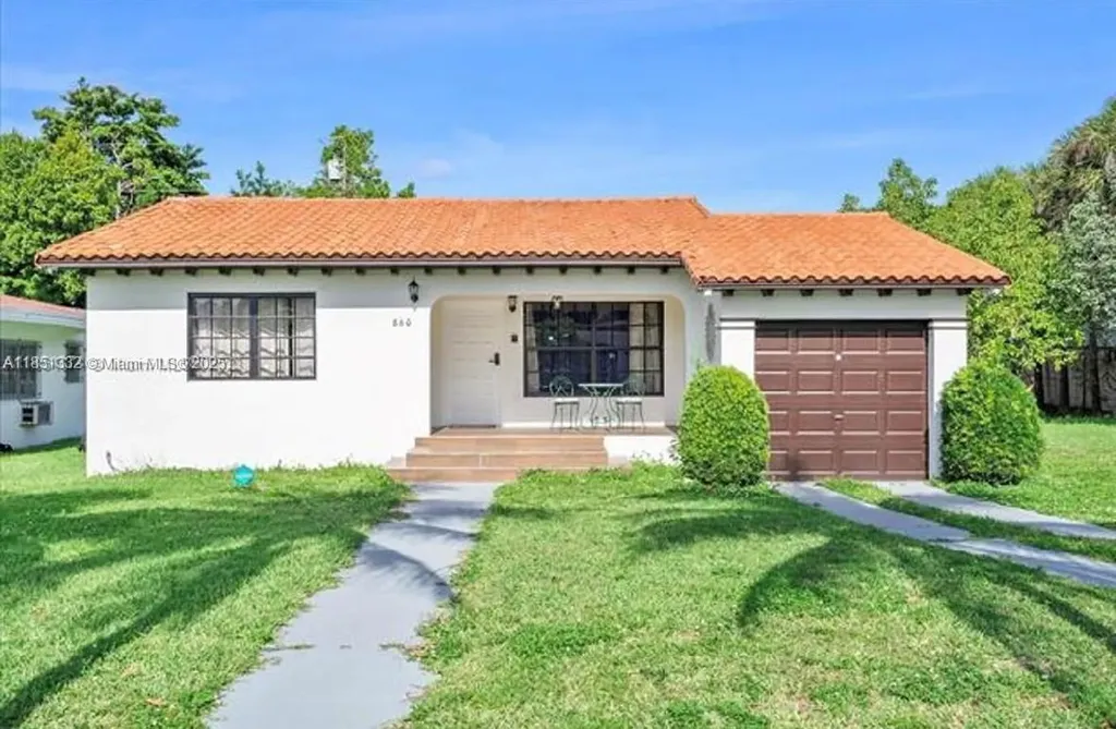 860 NW 17th Court Miami FL 33125