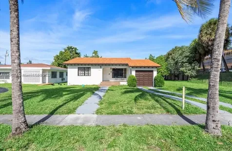 860 NW 17th Court Miami FL 33125