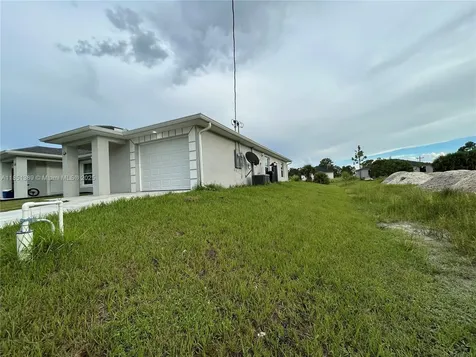 1110 Augusta Street E Lehigh Acres FL 33974