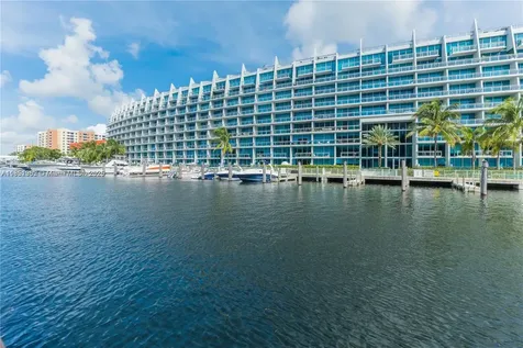 3001 NE 185th Street Aventura FL 33180