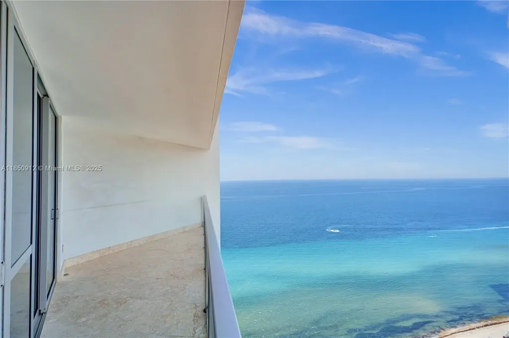 3101 S Ocean Drive Hollywood FL 33019