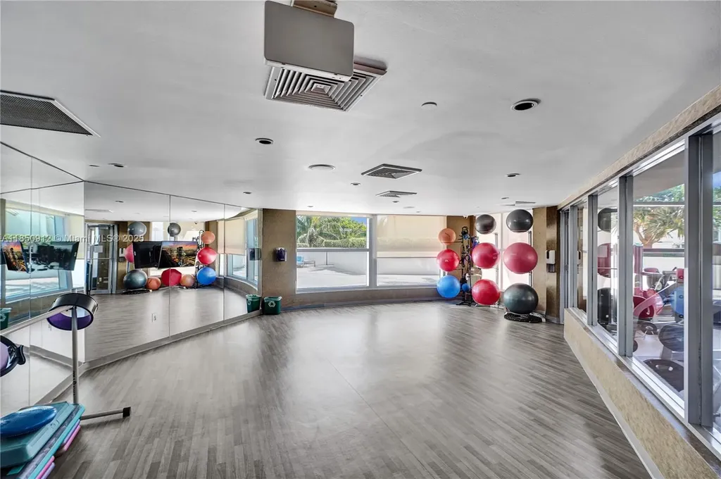 3101 S Ocean Drive Hollywood FL 33019
