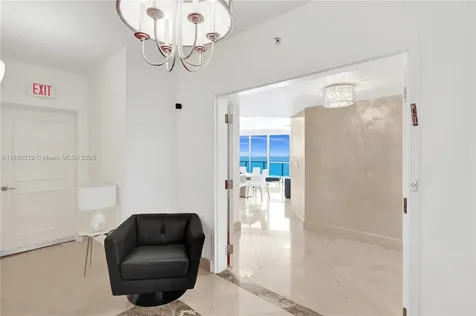 3101 S Ocean Drive Hollywood FL 33019