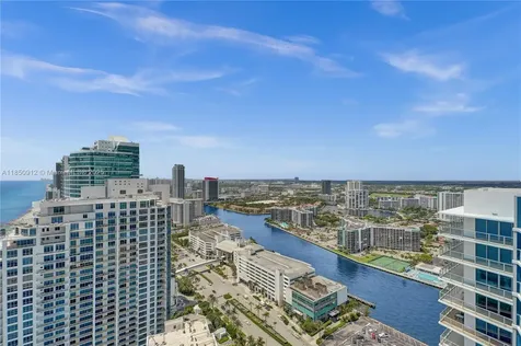 3101 S Ocean Drive Hollywood FL 33019