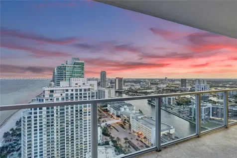 3101 S Ocean Drive Hollywood FL 33019