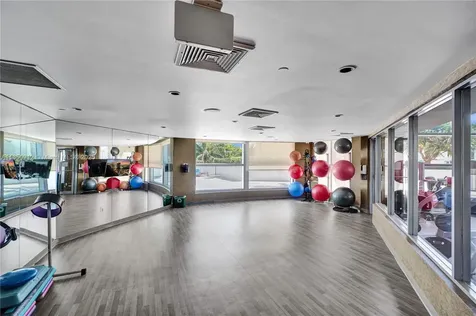 3101 S Ocean Drive Hollywood FL 33019