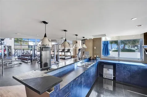 3101 S Ocean Drive Hollywood FL 33019