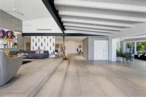 2070 NE 194th Terrace North Miami Beach FL 33179