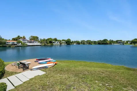 2070 NE 194th Terrace North Miami Beach FL 33179