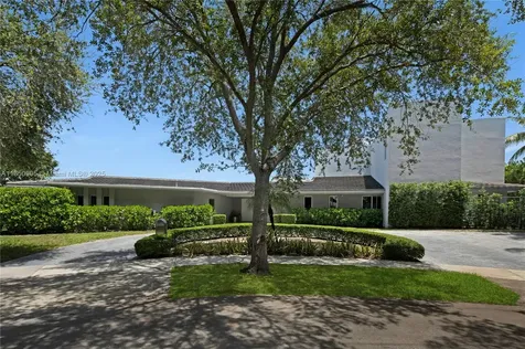 2070 NE 194th Terrace North Miami Beach FL 33179