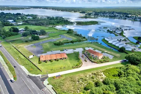 2105 S Us 27 Highway S Lake Placid FL 33852