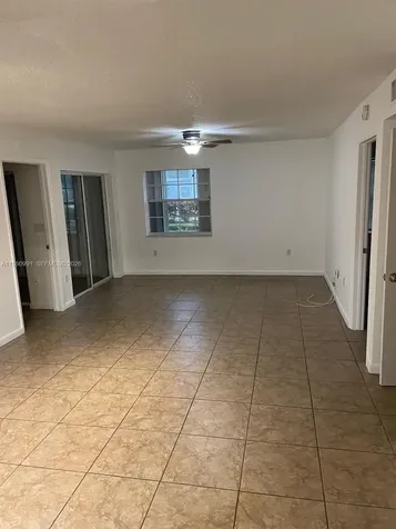 478 NE 210th Circle Terrace Miami FL 33179