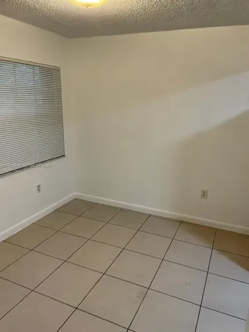 478 NE 210th Circle Terrace Miami FL 33179