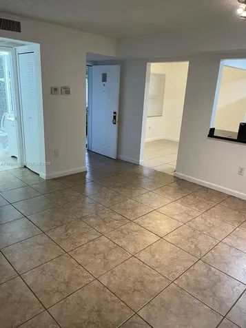478 NE 210th Circle Terrace Miami FL 33179