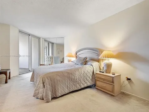 5555 Collins Avenue Miami Beach FL 33140