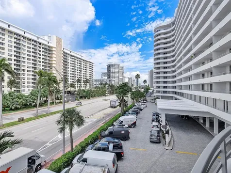 5555 Collins Avenue Miami Beach FL 33140
