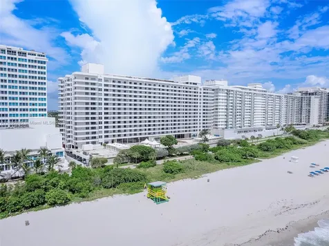 5555 Collins Avenue Miami Beach FL 33140
