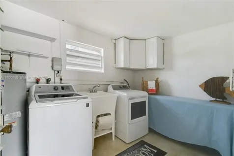 110 E Windsor Road E Jupiter FL 33469