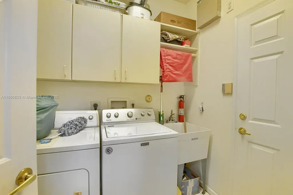 7017 Del Corso Lane Delray Beach FL 33446